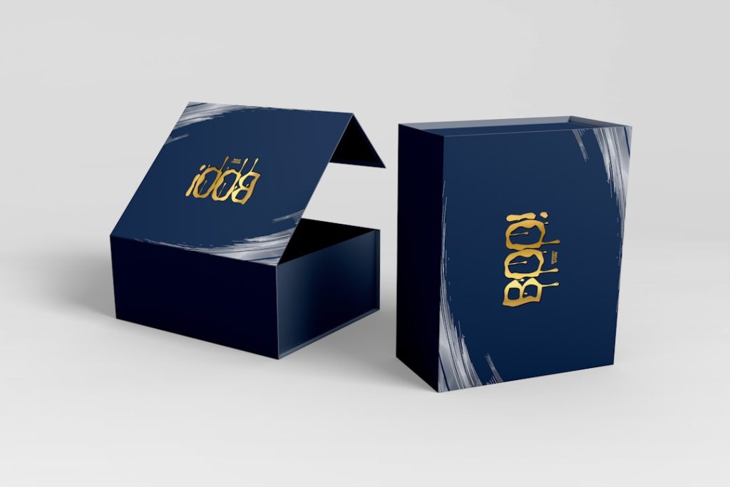 Custom packaging and printing service. UT, USA. Cheap wholesale price with free shipping in Utah. Get quote online. https://themailerbox.com/rigid-boxes/